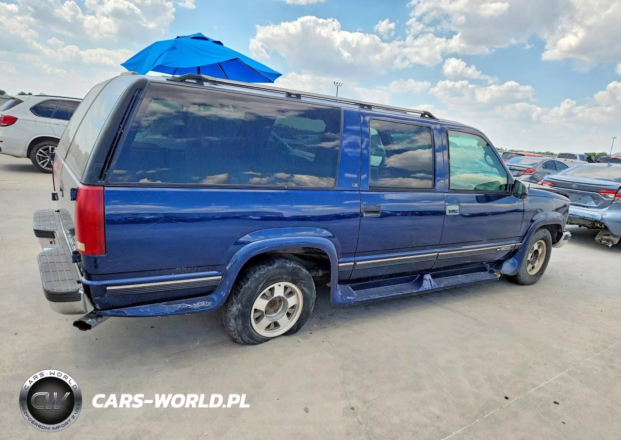 1995 Chevrolet Suburban C1500 VIN:3GNEC16K5SG112908 - 3