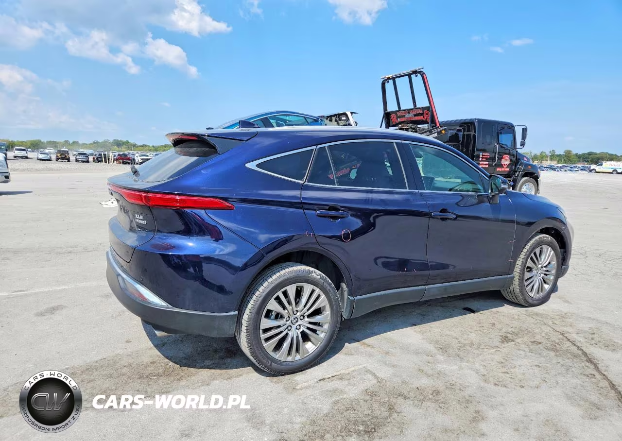 2022 Toyota Venza Xle VIN:JTEAAAAH0NJ112967 - 3