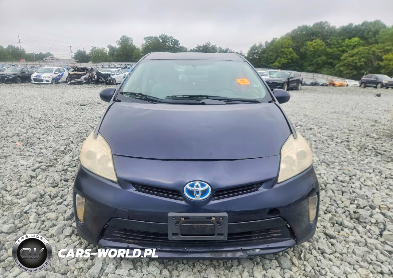 2012 Toyota Prius Two VIN:JTDKN3DU6C1571175 - 5