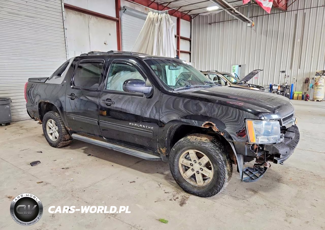 2012 Chevrolet Avalanche Lt VIN:3GNTKFE75CG159295 - 4