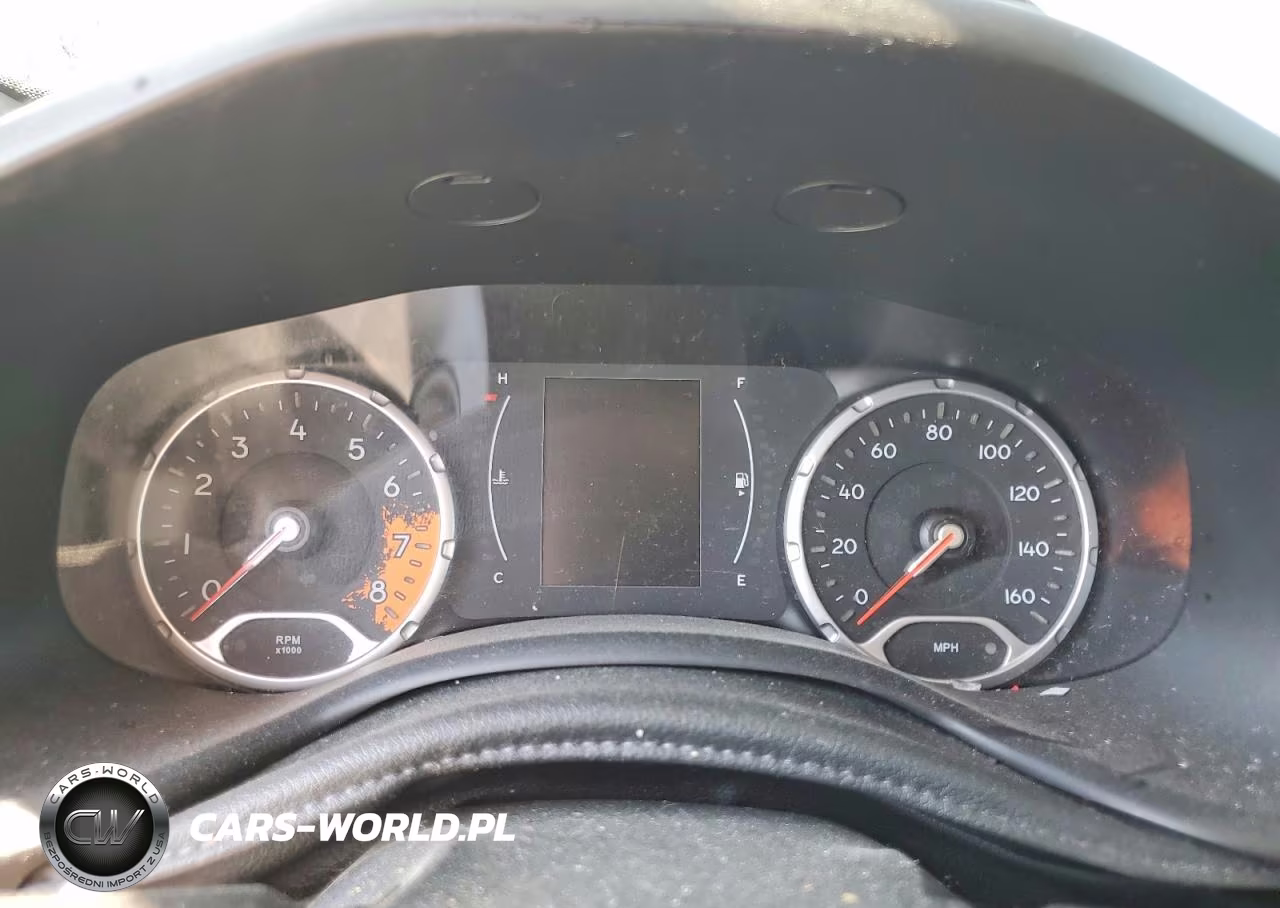 2018 Jeep Renegade Latitude VIN:ZACCJBBB2JPH17189 - 9