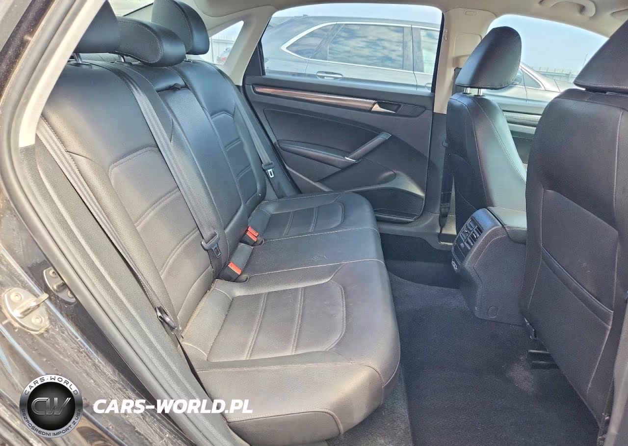 2020 Volkswagen Passat R-Line VIN:1VWMA7A3XLC016724 - 10