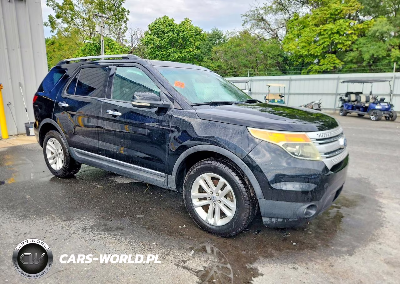 2011 Ford Explorer Xlt VIN:1FMHK8D80BGA85777 - 4