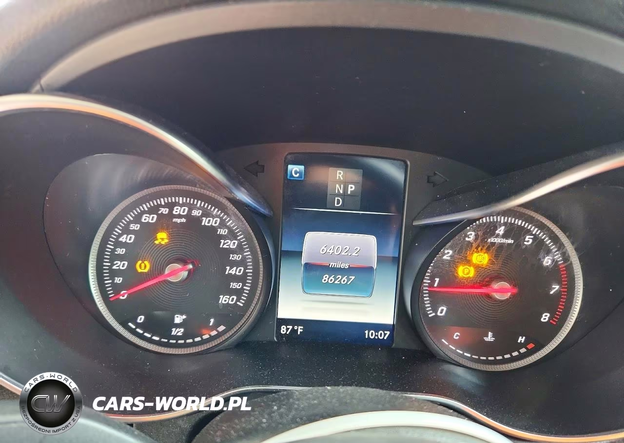 2018 Mercedes-Benz C 300 VIN:55SWF4JB0JU238464 - 9