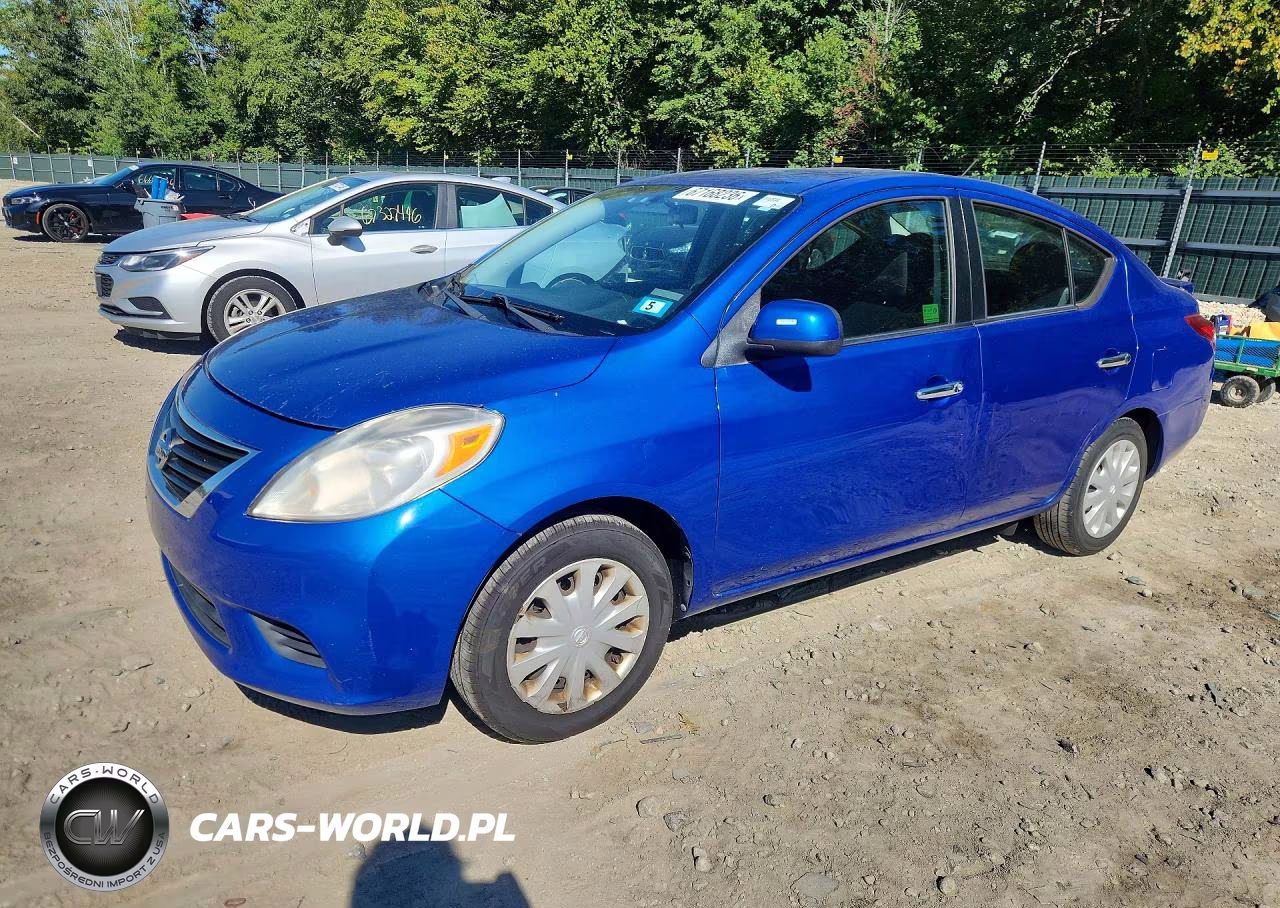 2013 Nissan Versa 1.6 S