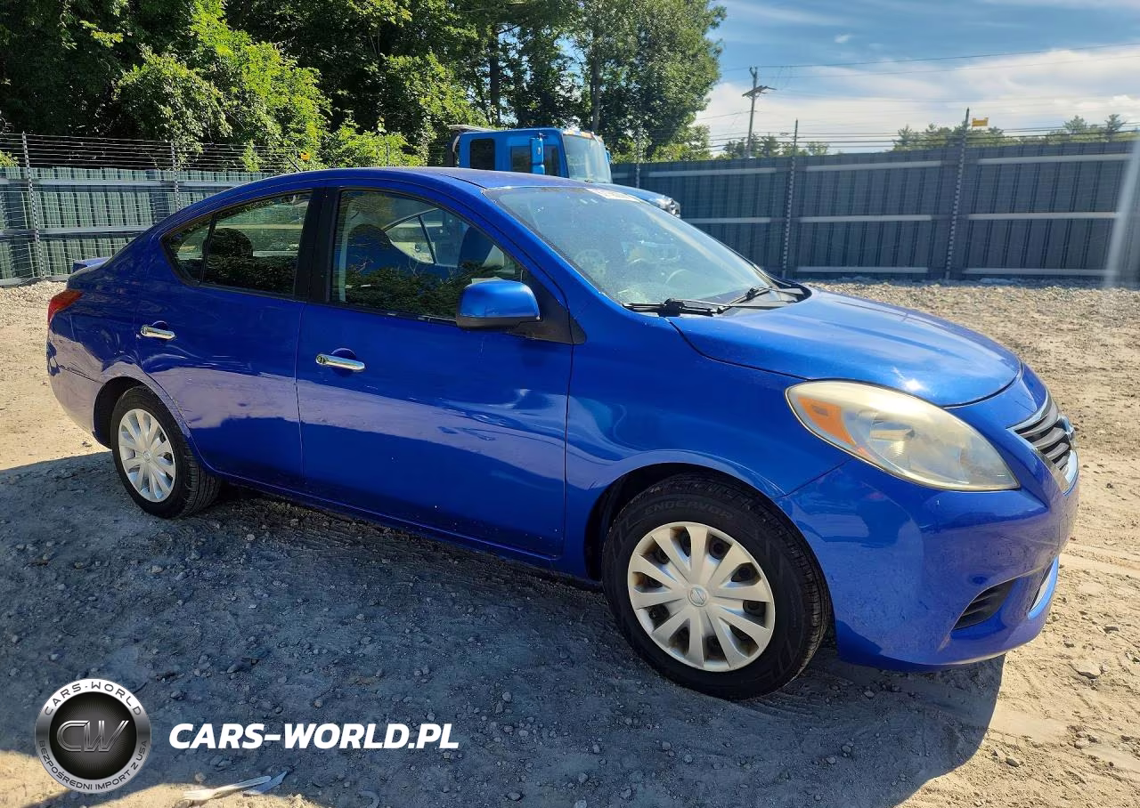 2013 Nissan Versa 1.6 S VIN:3N1CN7AP6DL861214 - 4