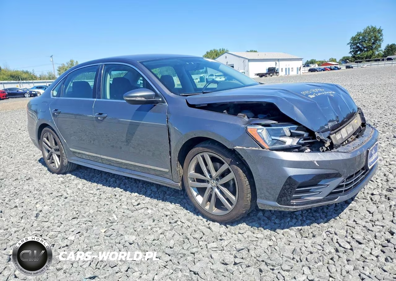 2016 Volkswagen Passat S VIN:1VWAT7A37GC063017 - 4