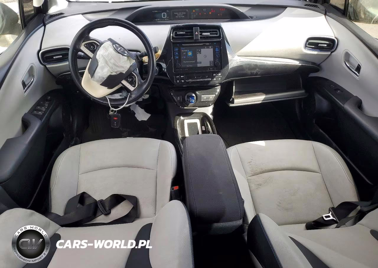 2017 Toyota Prius Three Touring VIN:JTDKARFU3H3034593 - 8