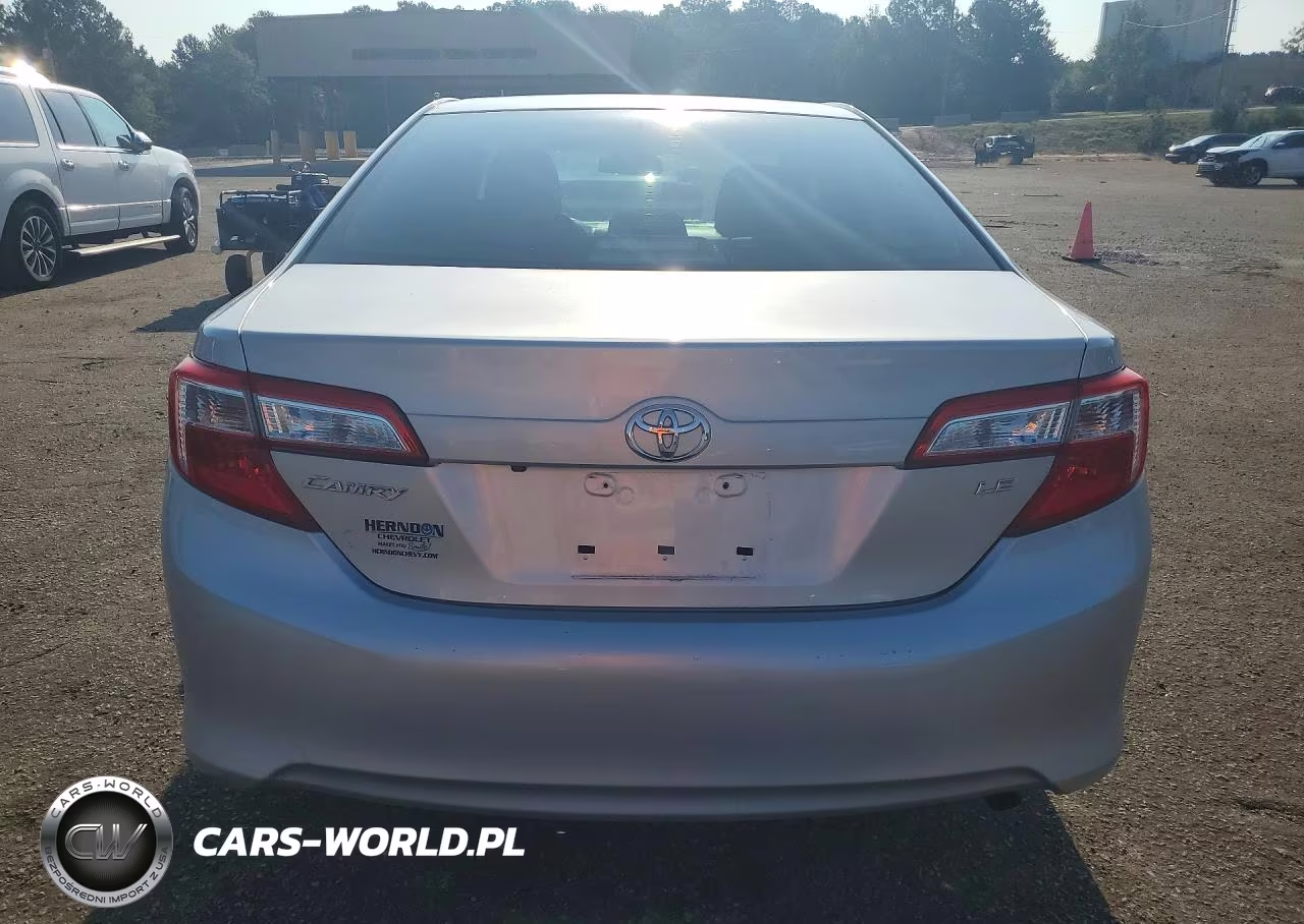 2014 Toyota Camry Le VIN:4T1BF1FK9EU384975 - 6