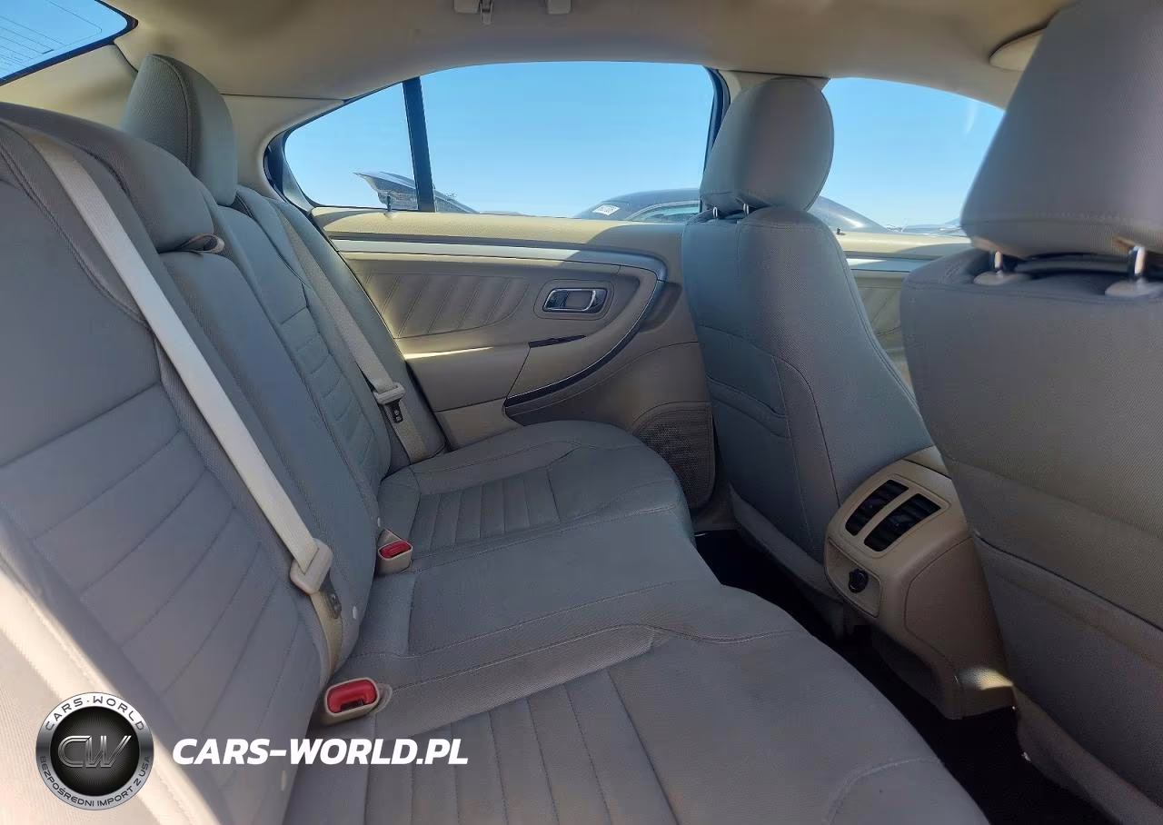 2019 Ford Taurus Se VIN:1FAHP2D89KG110698 - 10