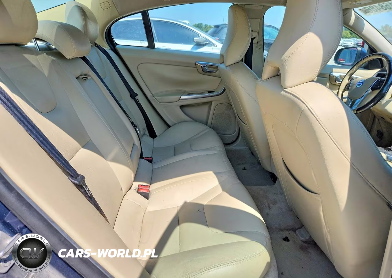 2015 Volvo S60 Premier VIN:YV126MFK3F1345804 - 10