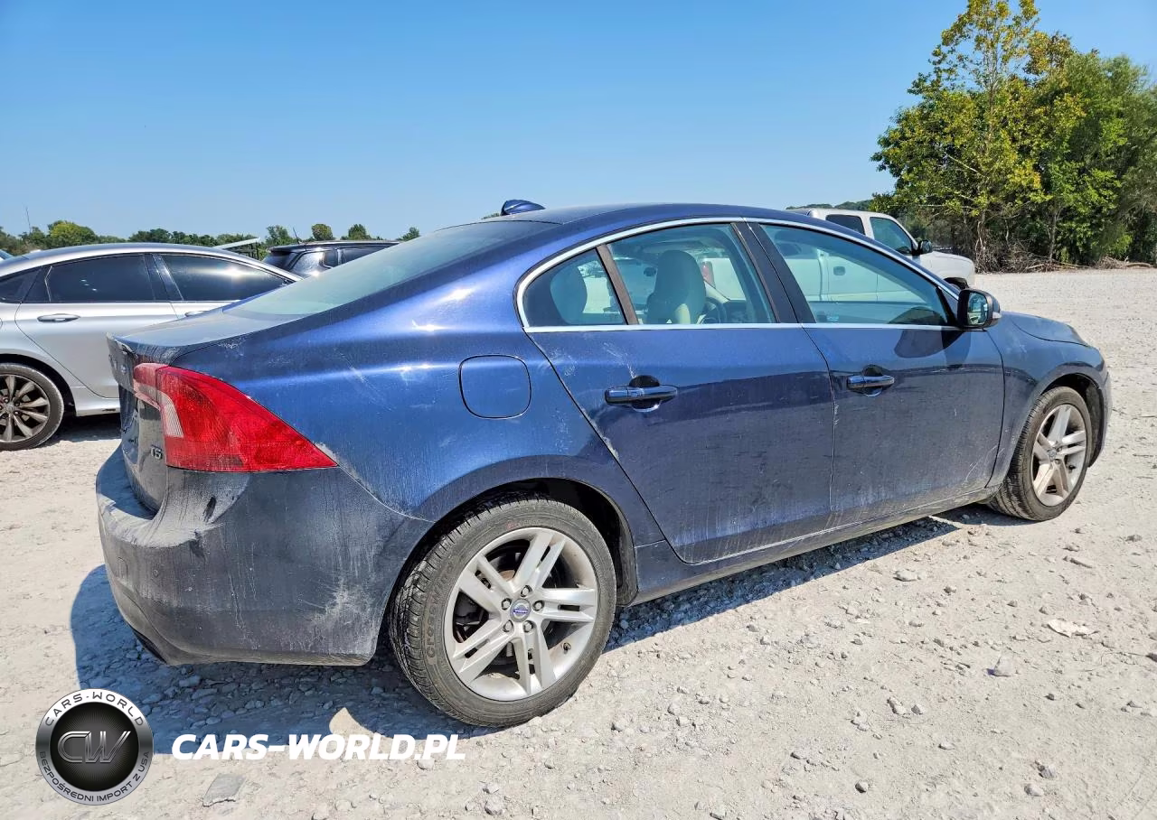 2015 Volvo S60 Premier VIN:YV126MFK3F1345804 - 3