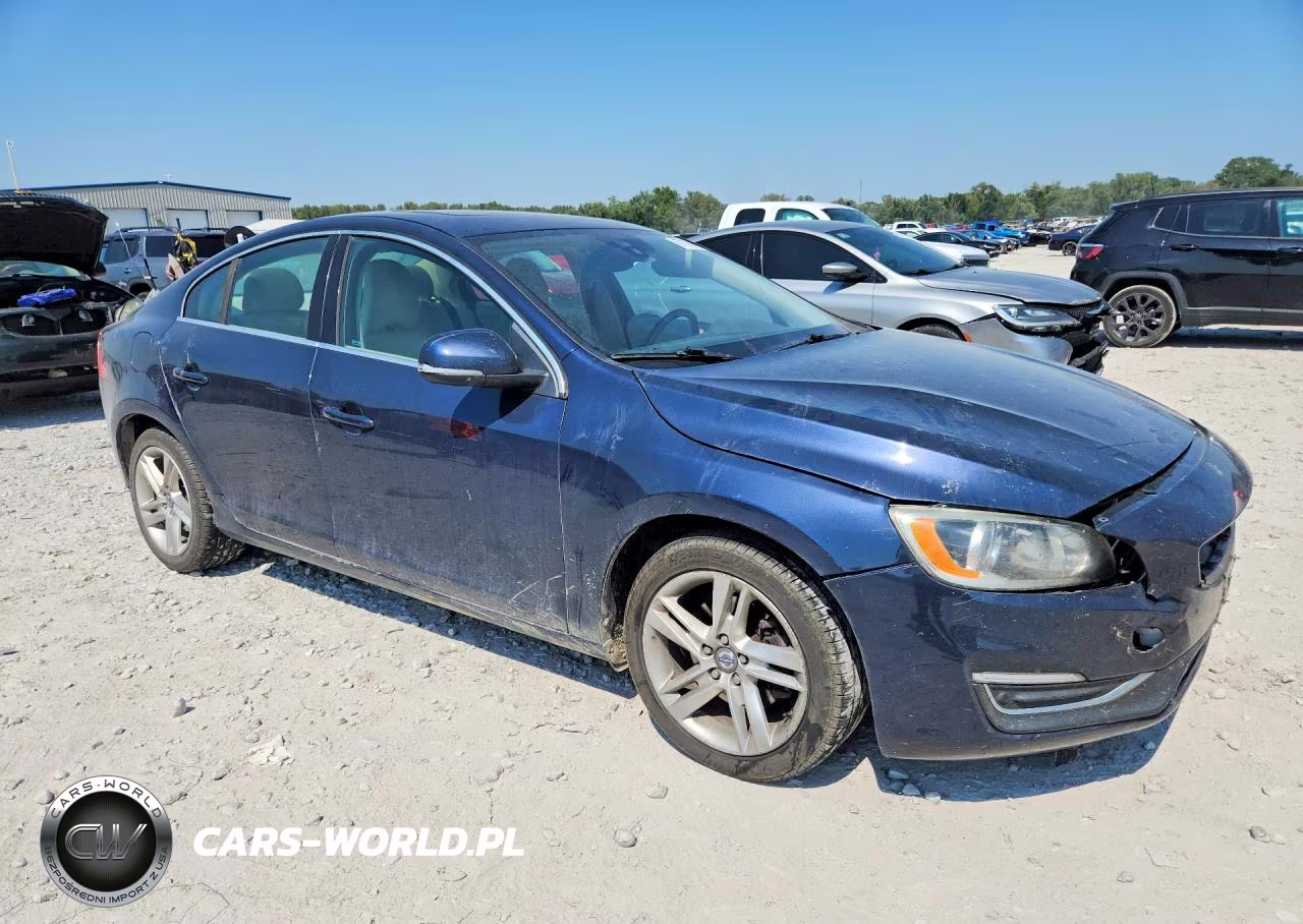2015 Volvo S60 Premier VIN:YV126MFK3F1345804 - 4