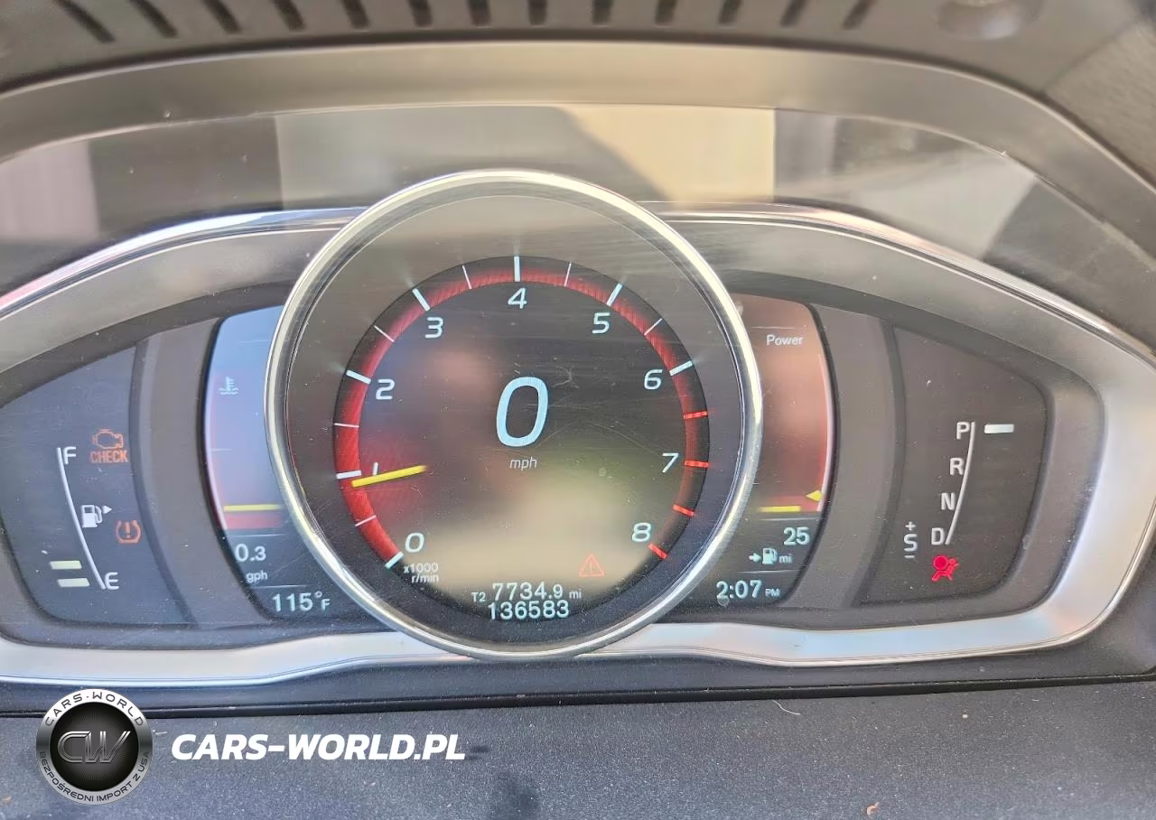 2015 Volvo S60 Premier VIN:YV126MFK3F1345804 - 9