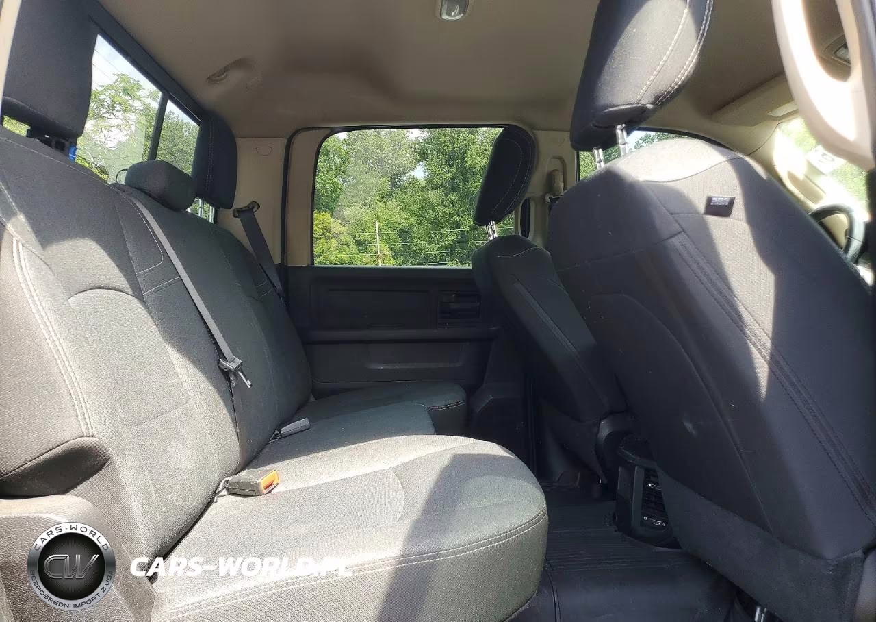 2020 Ram 2500 Tradesman VIN:3C6UR5HJ1LG173602 - 10