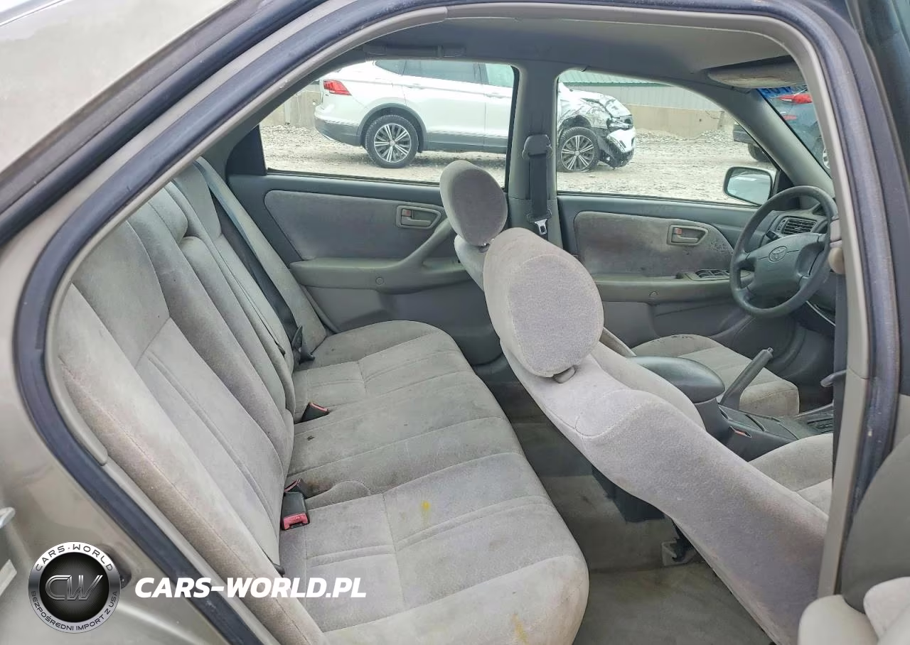 1998 Toyota Camry Le VIN:JT2BG22K4W0133084 - 10