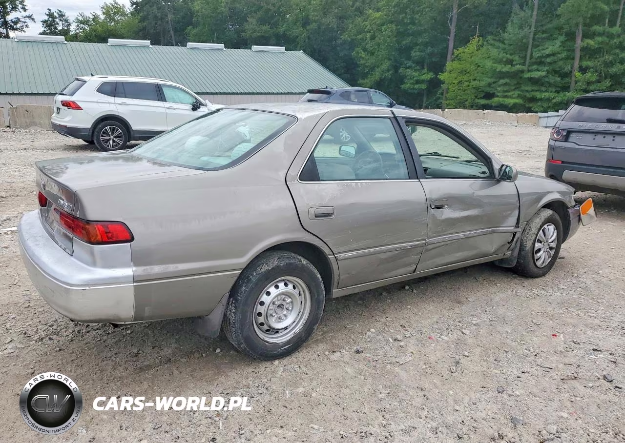 1998 Toyota Camry Le VIN:JT2BG22K4W0133084 - 3