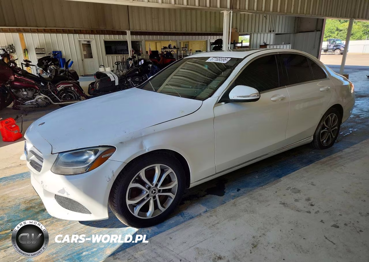2018 Mercedes-Benz C 300