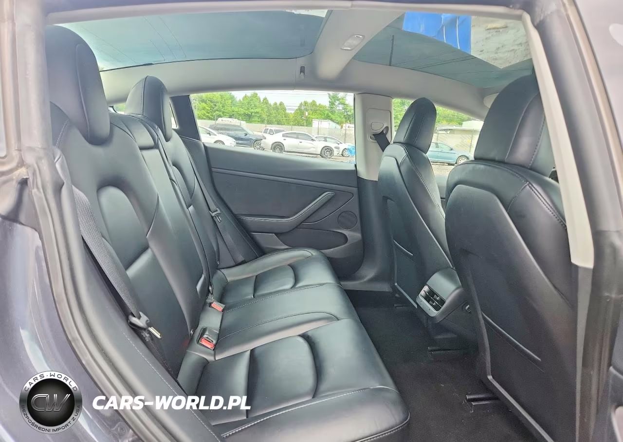 2023 Tesla Model 3 VIN:5YJ3E1EA9PF438131 - 10