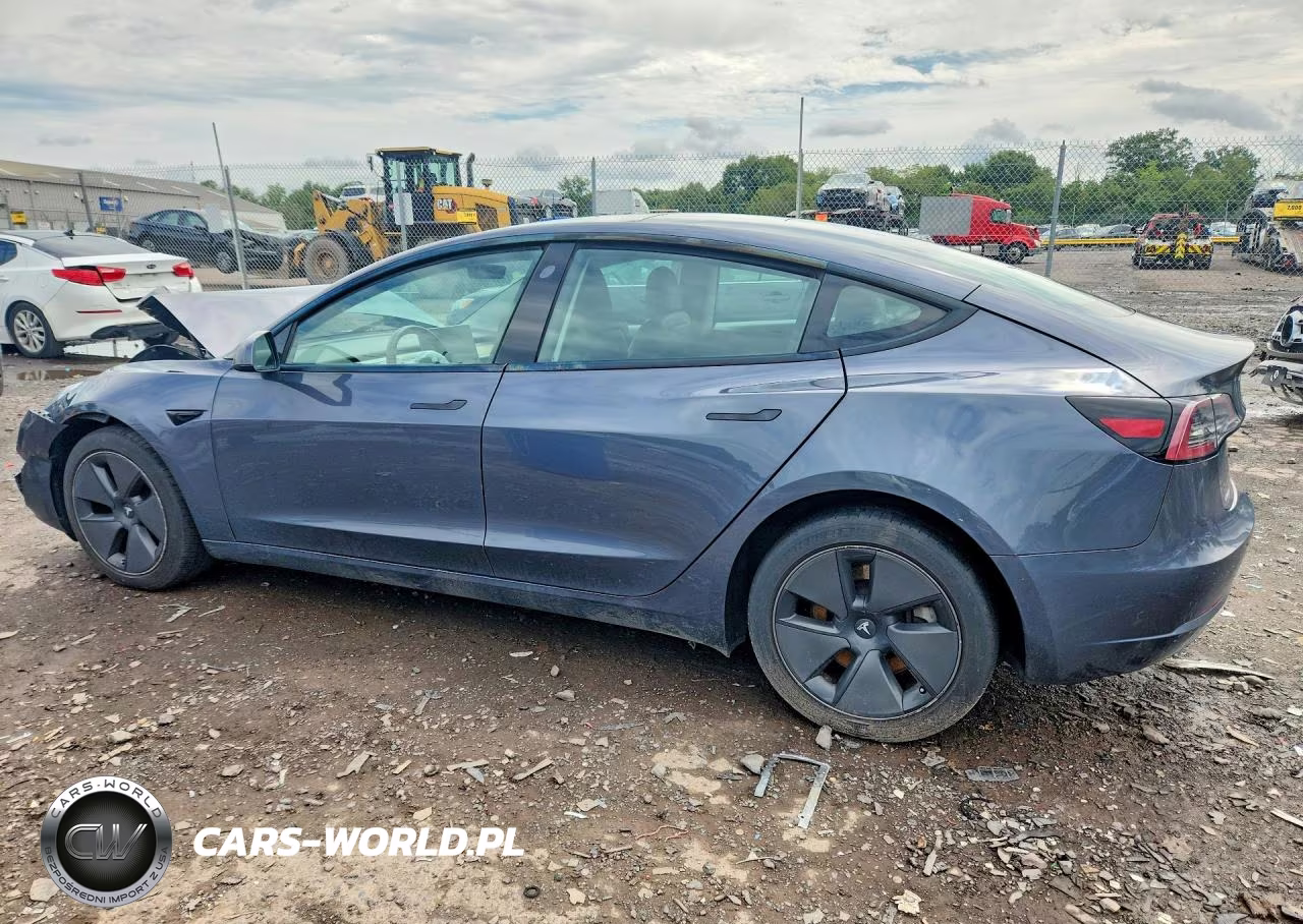 2023 Tesla Model 3 VIN:5YJ3E1EA9PF438131 - 2
