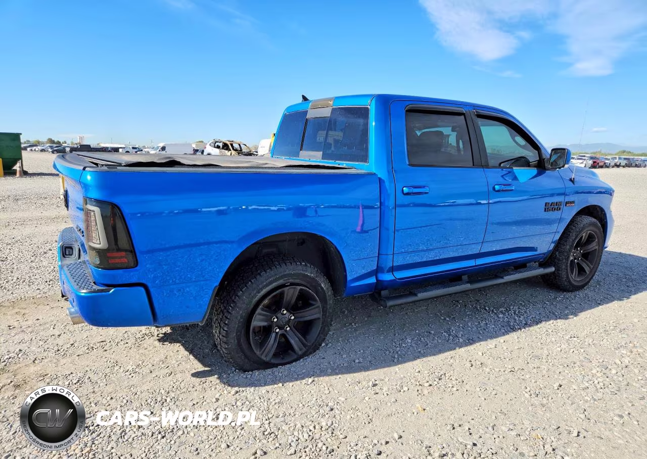 2018 Ram 1500 Sport VIN:1C6RR7MT6JS223800 - 3