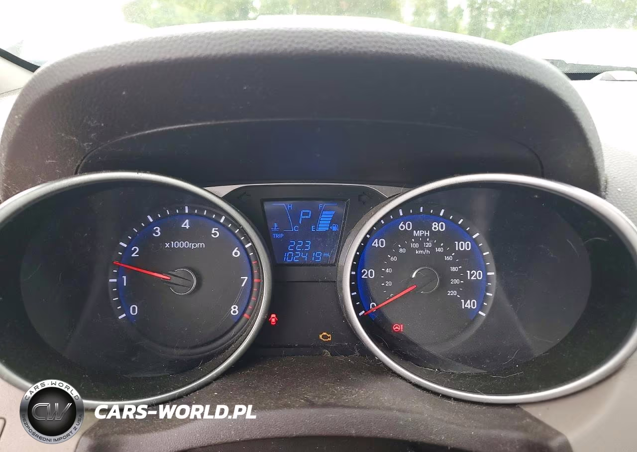 2015 Hyundai Tucson Blue VIN:KM8JUCAG3FU019287 - 9