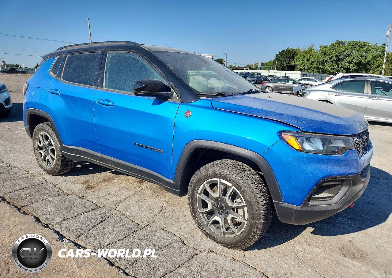 2025 Jeep Compass Trailhawk VIN:3C4NJDDN0ST524593 - 4