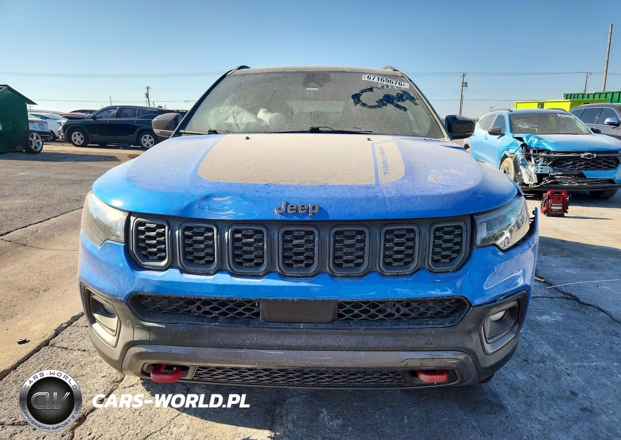 2025 Jeep Compass Trailhawk VIN:3C4NJDDN0ST524593 - 5