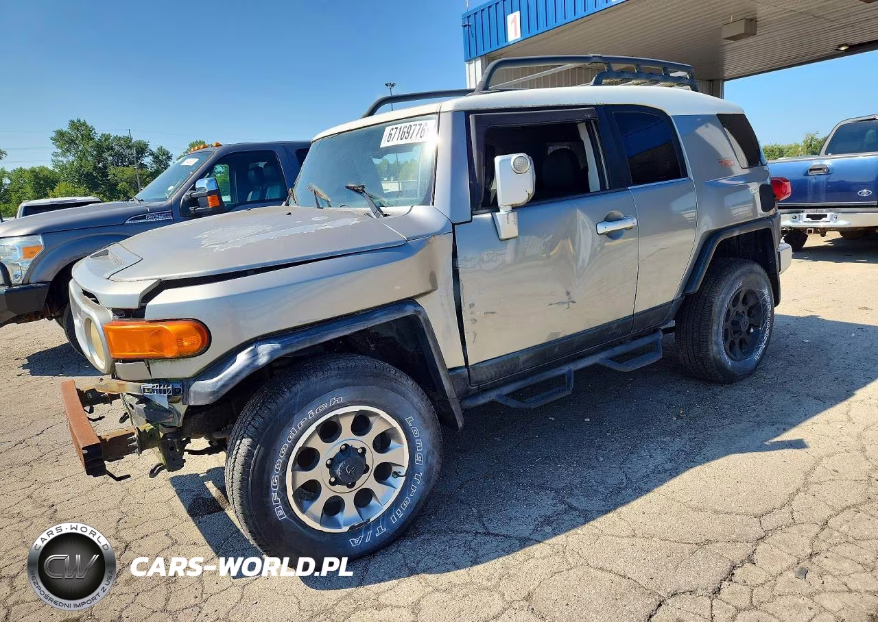 2011 Toyota Fj Cruiser Base