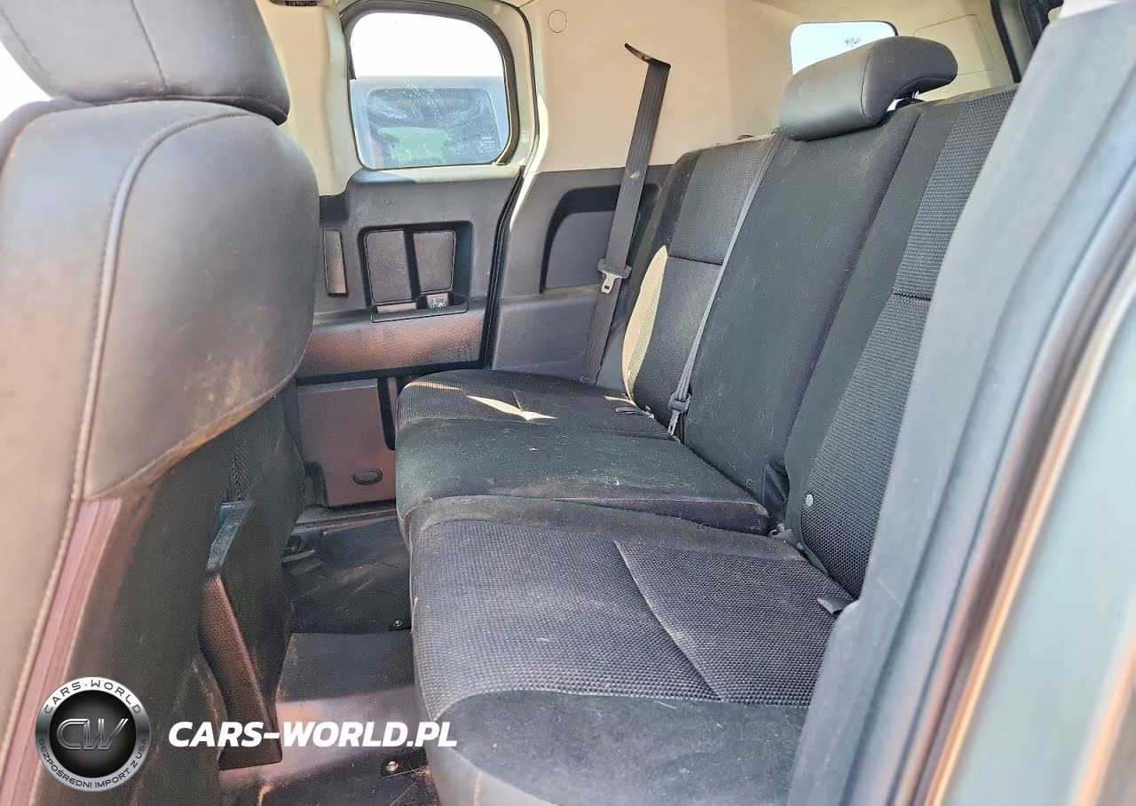 2011 Toyota Fj Cruiser Base VIN:JTEBU4BF1BK100620 - 11