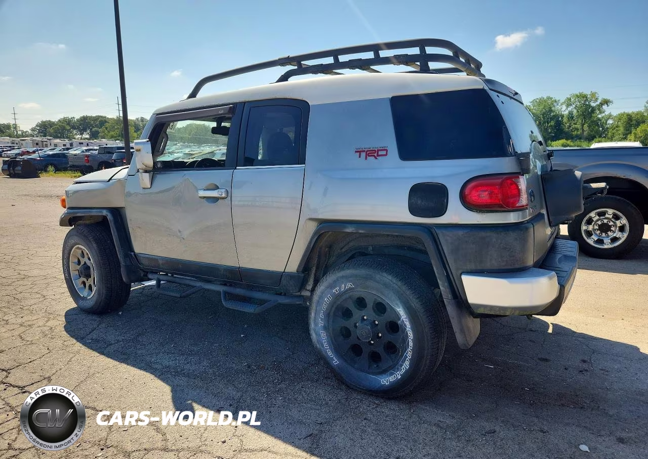 2011 Toyota Fj Cruiser Base VIN:JTEBU4BF1BK100620 - 2