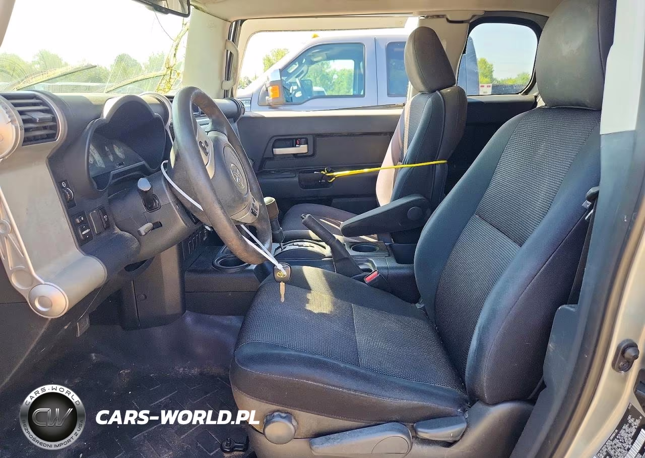 2011 Toyota Fj Cruiser Base VIN:JTEBU4BF1BK100620 - 7