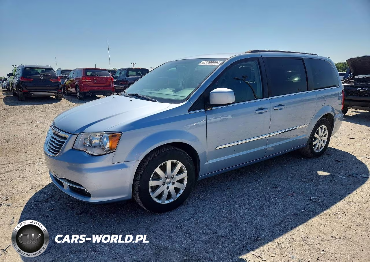 2016 Chrysler Town & Country Touring – zdjęcie 1 z 13