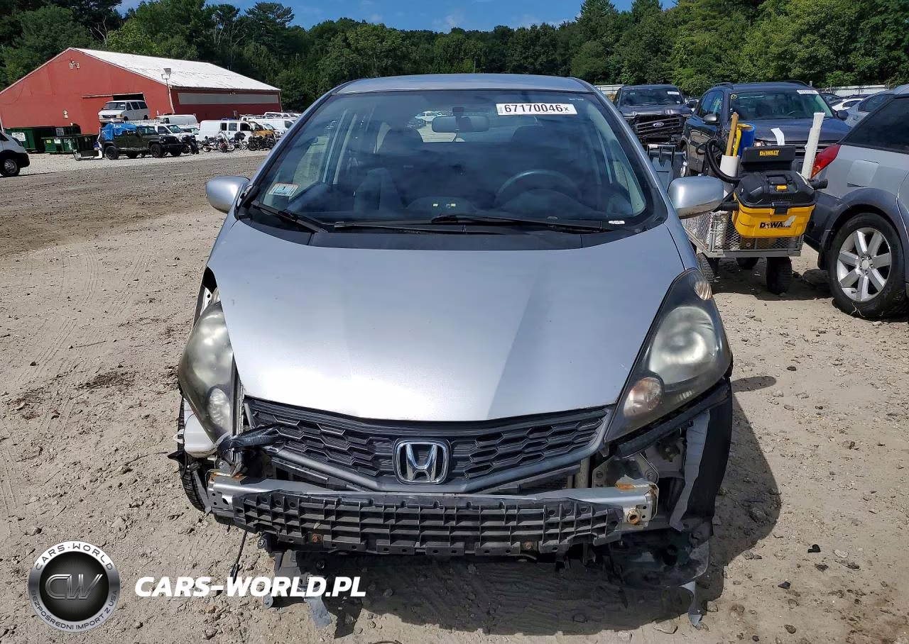 2012 Honda Fit Sport VIN:JHMGE8H59CC038567 - 5
