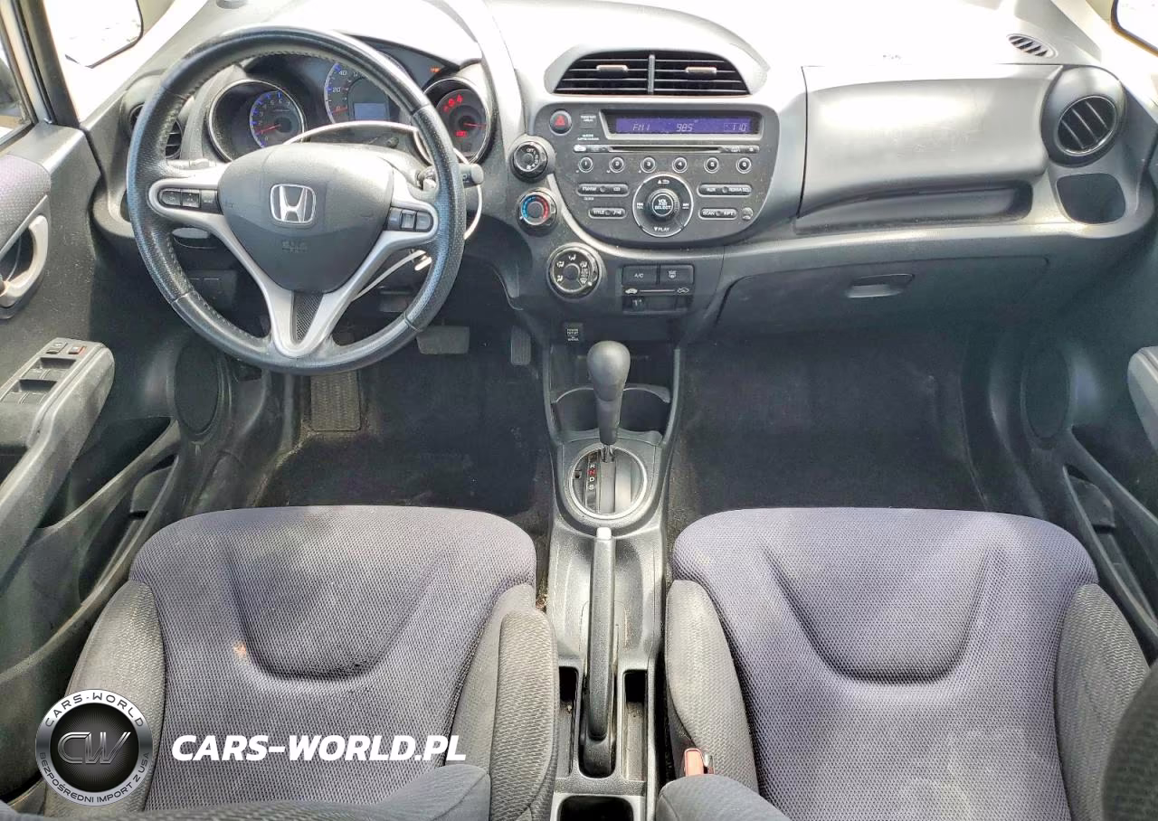 2012 Honda Fit Sport VIN:JHMGE8H59CC038567 - 8