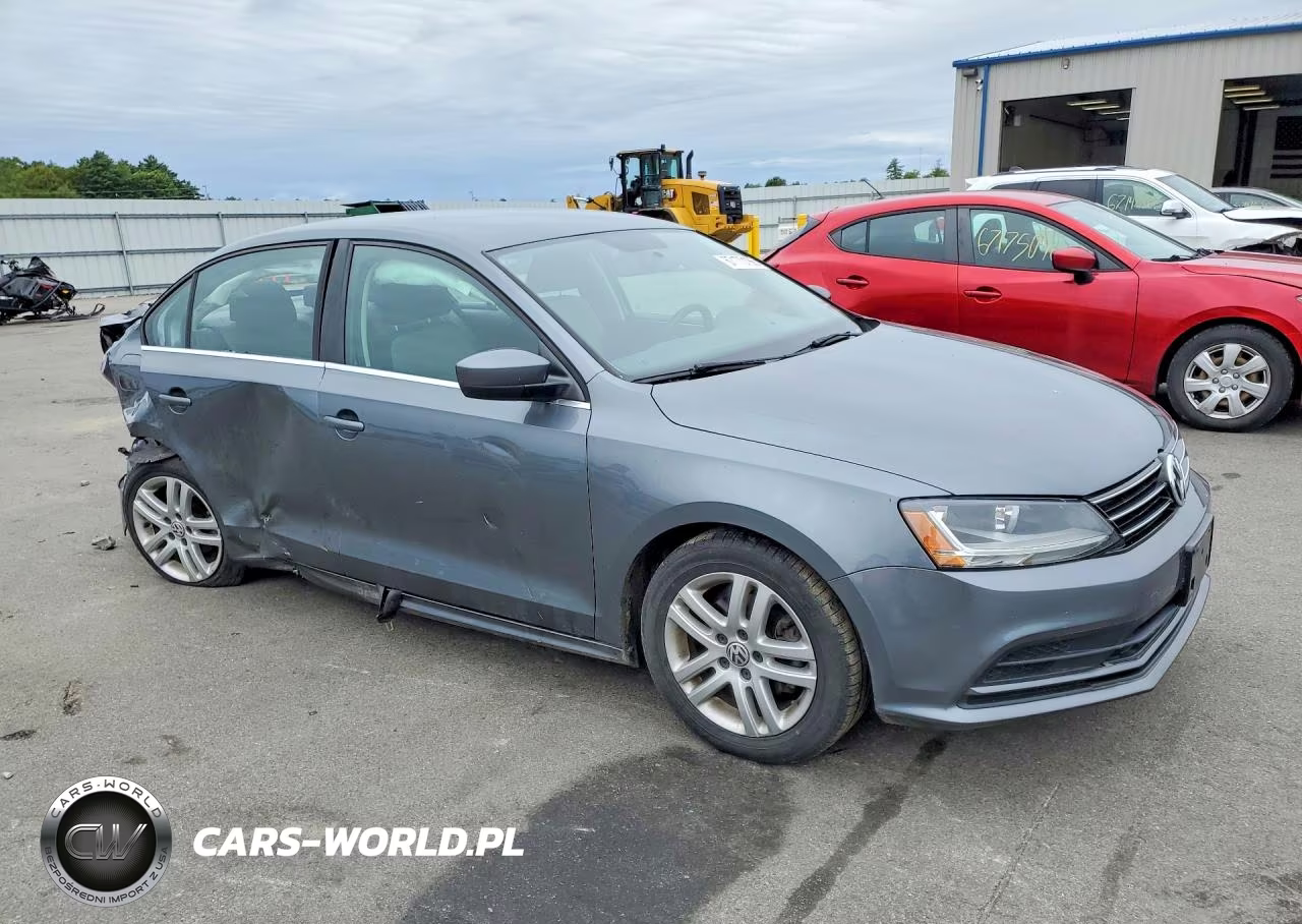 2017 Volkswagen Jetta S VIN:3VW2B7AJ4HM206611 - 4