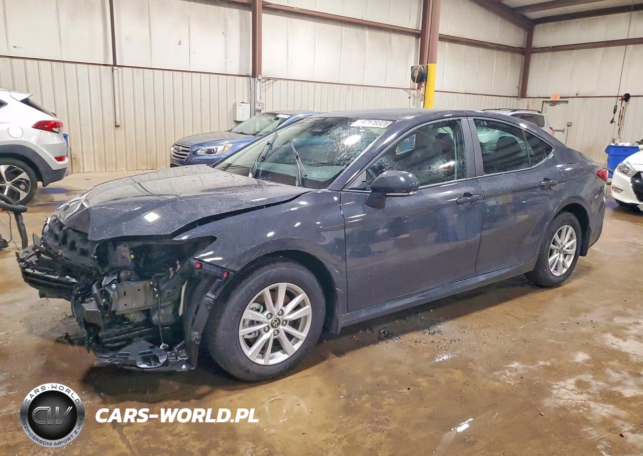 2026 Toyota Camry Le – zdjęcie 1 z 13
