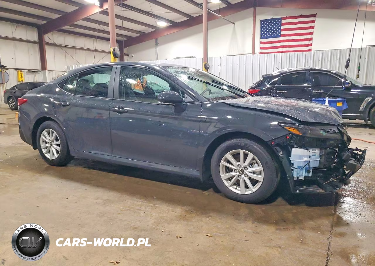 2026 Toyota Camry Le VIN:4T1DAACK9TU340872 - 4