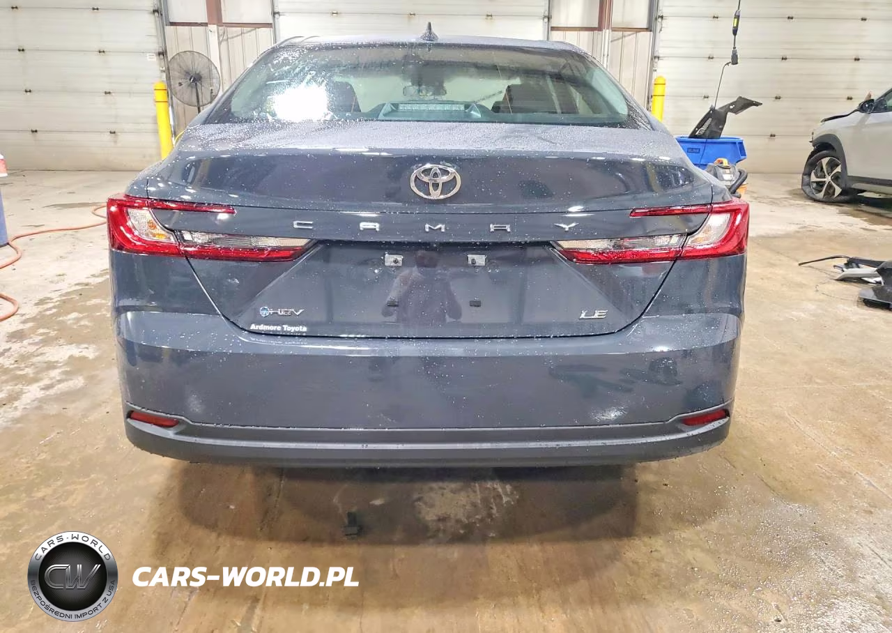 2026 Toyota Camry Le VIN:4T1DAACK9TU340872 - 6