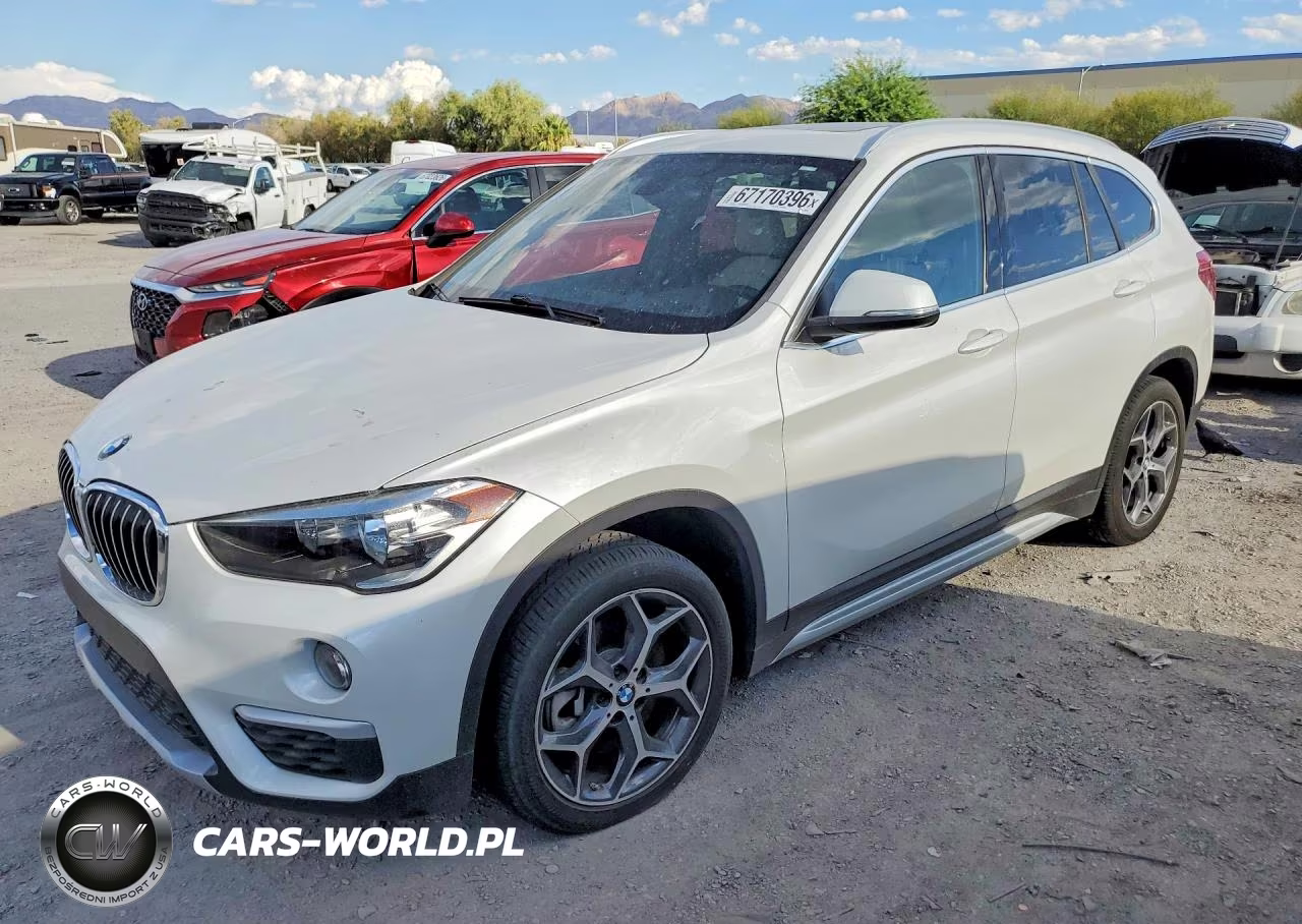 2018 BMW X1 Sdrive28I VIN:WBXHU7C39J5L08409 - 1