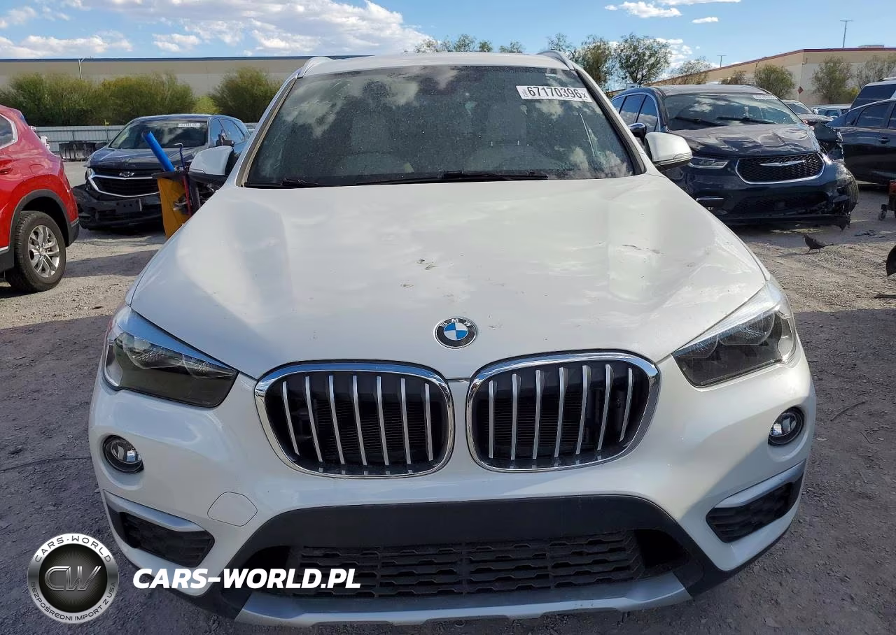 2018 BMW X1 Sdrive28I VIN:WBXHU7C39J5L08409 - 5