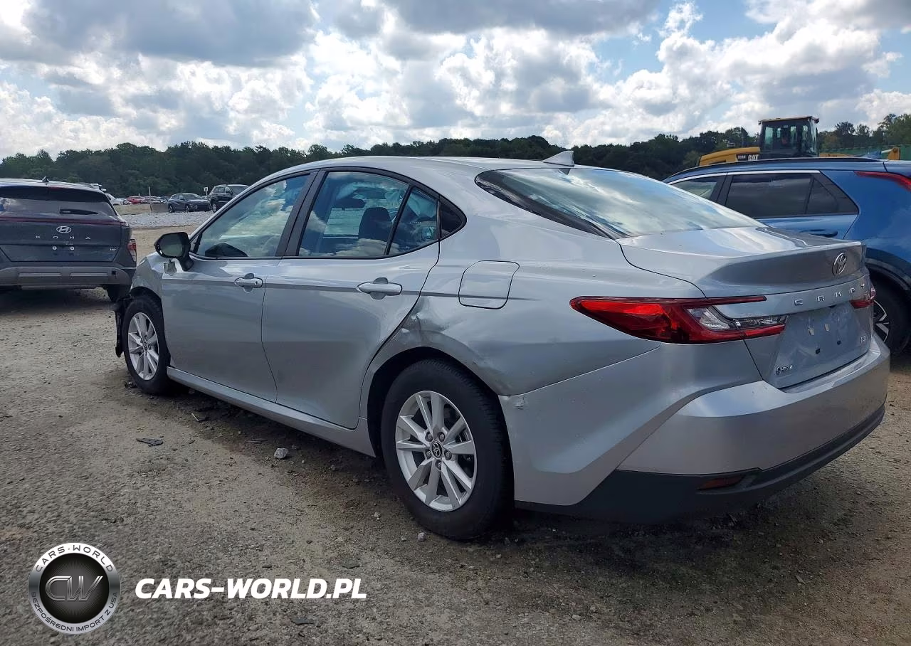 2025 Toyota Camry Le VIN:4T1DAACK2SU165721 - 2