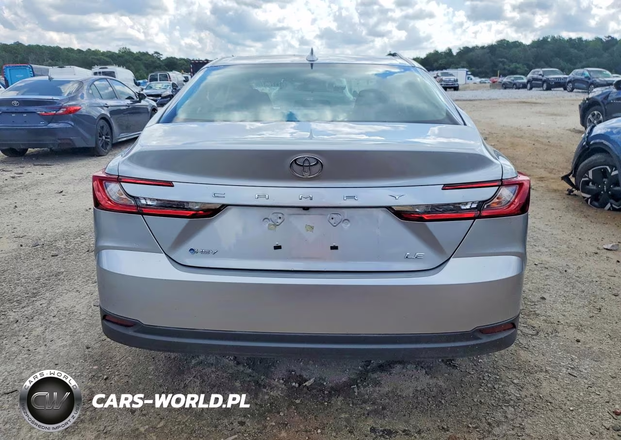 2025 Toyota Camry Le VIN:4T1DAACK2SU165721 - 6
