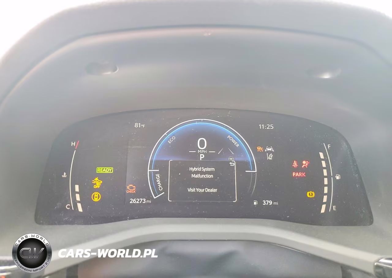 2025 Toyota Camry Le VIN:4T1DAACK2SU165721 - 9
