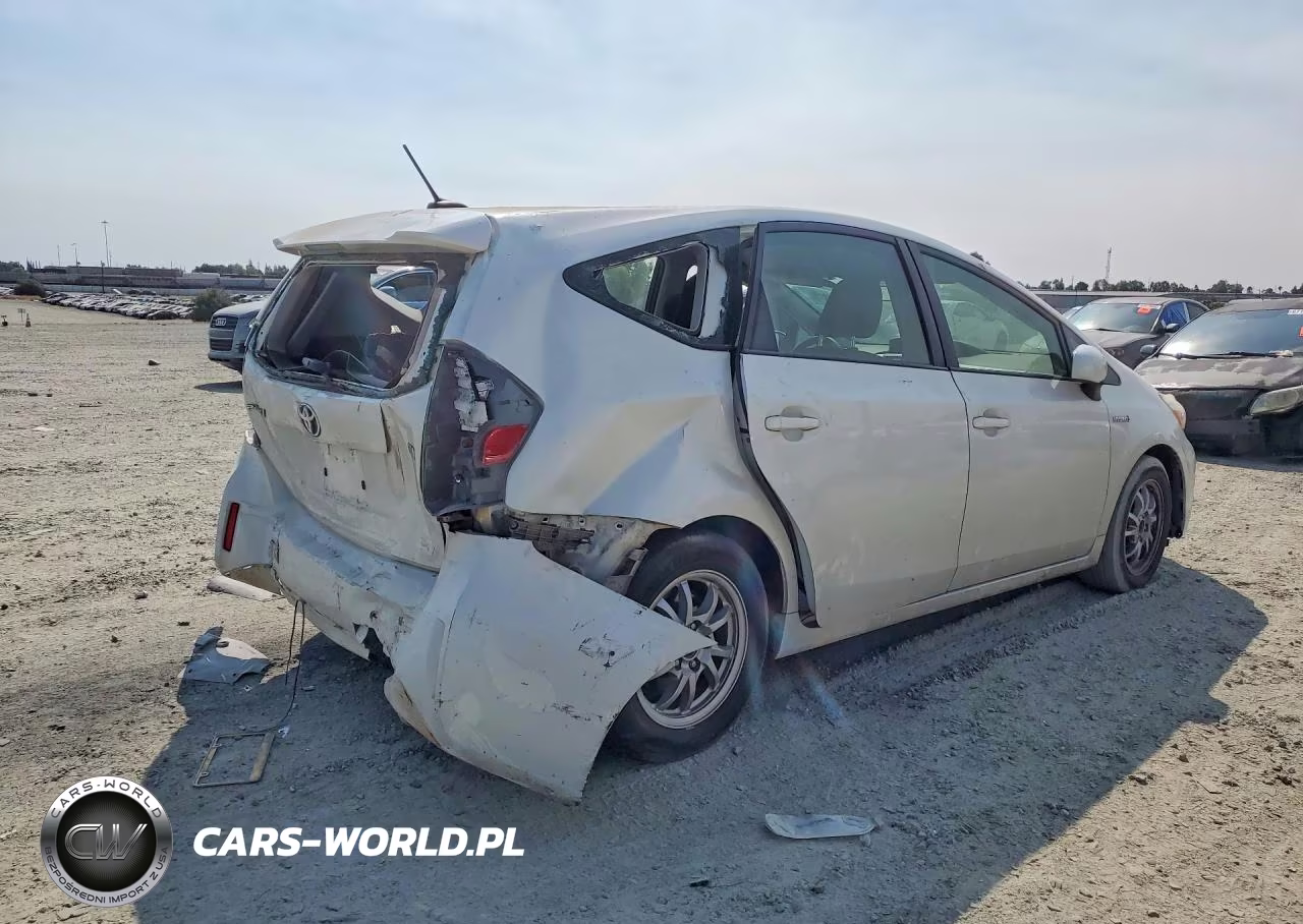 2015 Toyota Prius V Three VIN:JTDZN3EU7FJ029715 - 3
