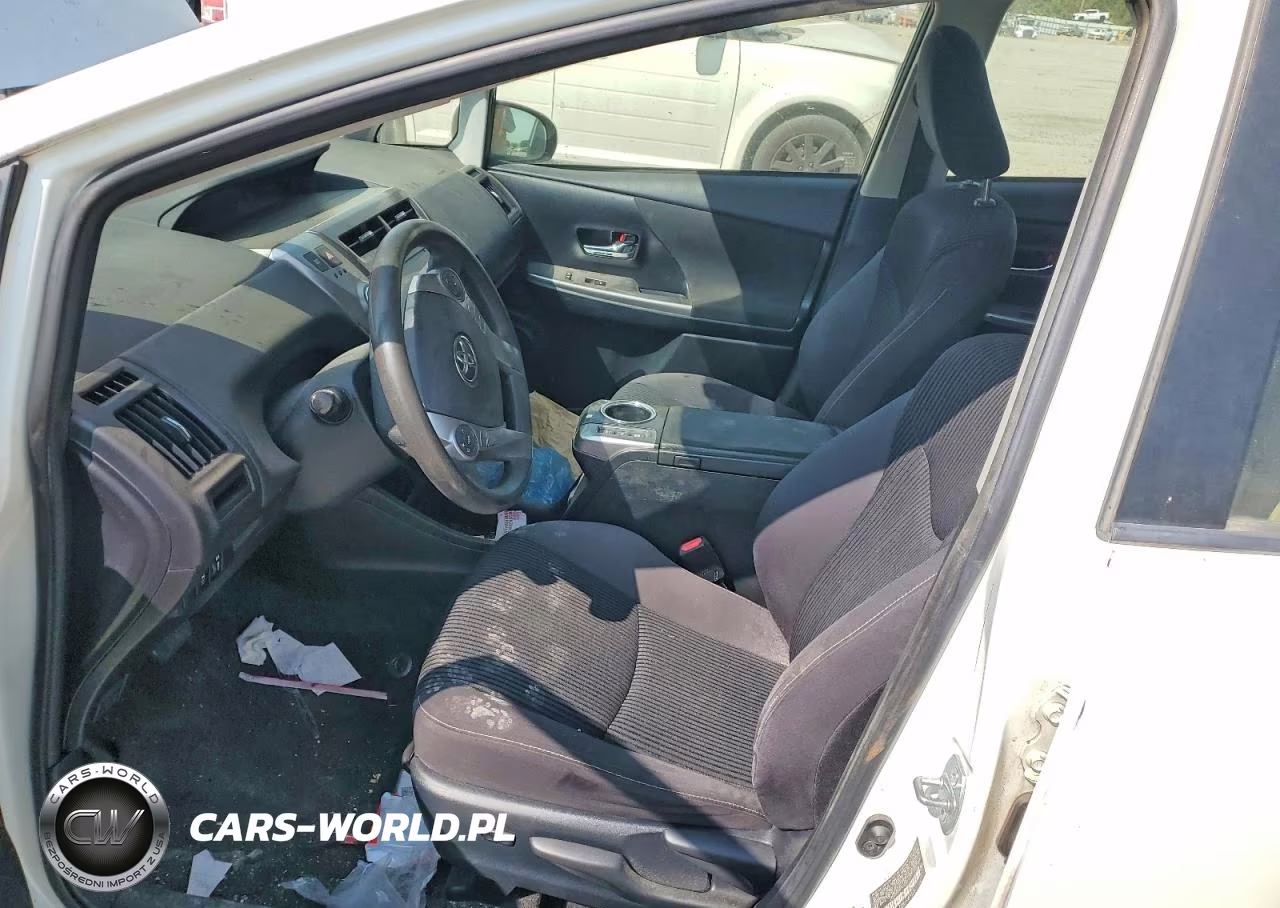 2015 Toyota Prius V Three VIN:JTDZN3EU7FJ029715 - 7