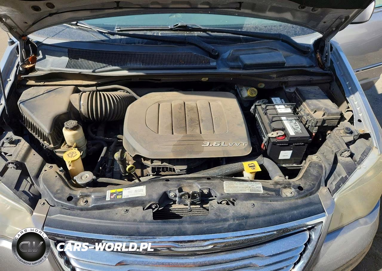 2013 Chrysler Town & Country Touring VIN:2C4RC1BG3DR630072 - 12