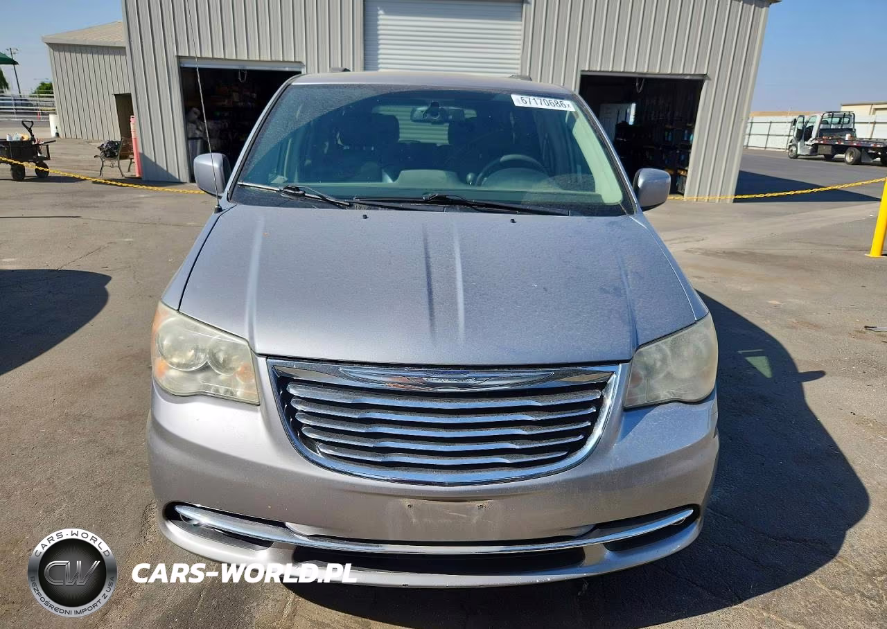 2013 Chrysler Town & Country Touring VIN:2C4RC1BG3DR630072 - 5