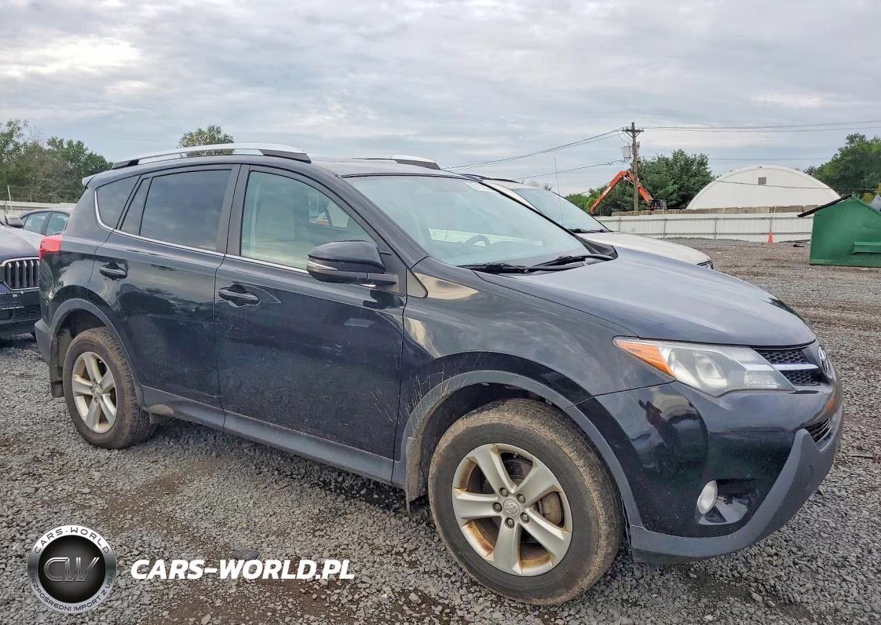 2014 Toyota Rav4 Xle VIN:2T3RFREV2EW224355 - 4