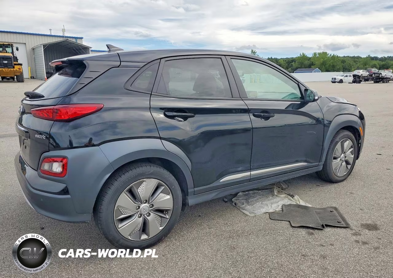 2021 Hyundai Kona Ultimate VIN:KM8K53AGXMU126271 - 3